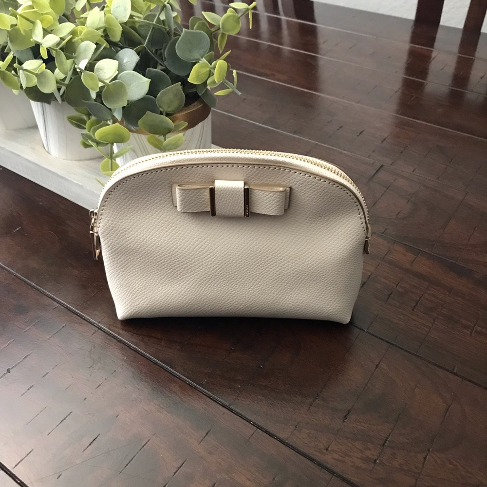 Coach mini makeup bag